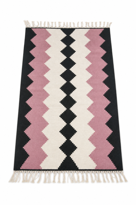 Geometrik desenli siyah krem ve pudra tonlarda el dokuma kenevir kilim